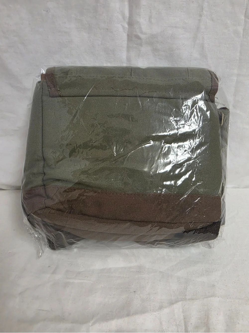 Land Shark Outdoor Products Canvas 6-Pack Carrier Bag Olive Green Brown NWT